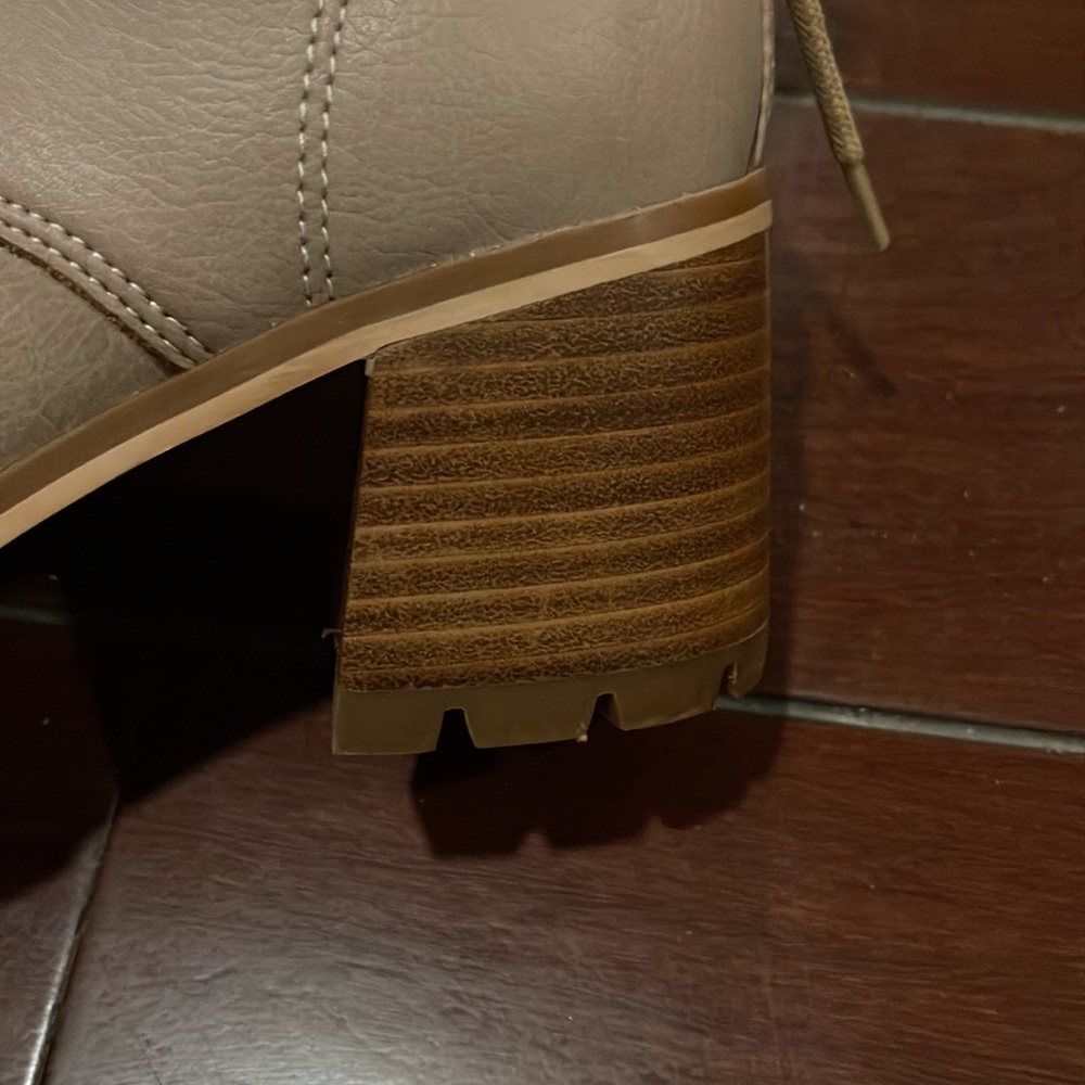 KORKS Chelsea Combat Lace-up Natural Heels Booties Beige size 6.5M - Picture 6 of 10